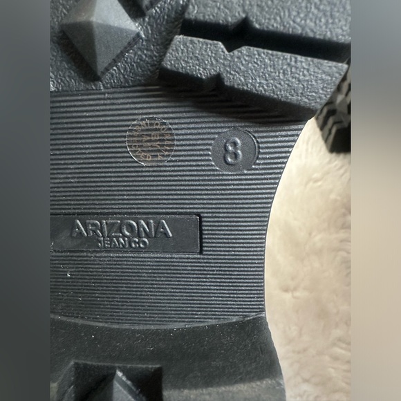 Black Women Block Heel Boots - Picture 12 of 16